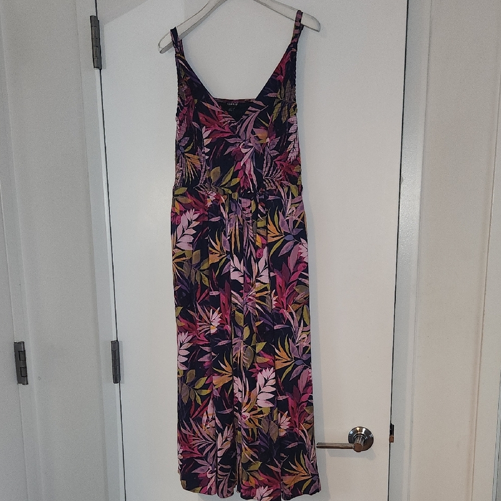 Floral Sleeveless Maxi Dress